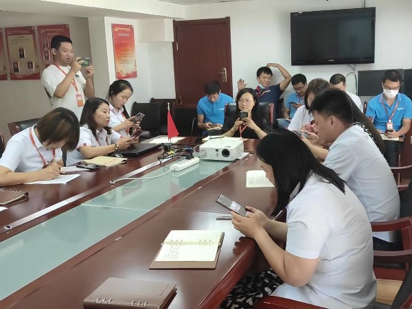 陕西鑫安安防全员参与短视频剪辑培训,与时俱进,紧跟时代脚步 陕西鑫安安防全员参与短视频剪辑培训,与时俱进,紧跟时代脚步